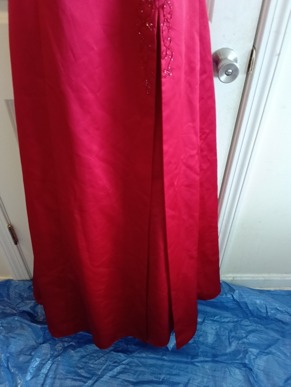 DAVID'S BRIDAL Strapless Red Evening Gown SIZE 8 - Picture 8 of 15